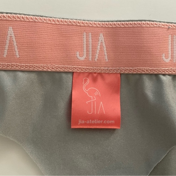 Jia-Atelier 2Pc Set Bra & Underwear Sz M Platinum Pearl Seamless Lingerie Light - Picture 4 of 10